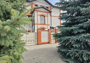 Дом 500м², 3-этажный, участок 7 сот.  