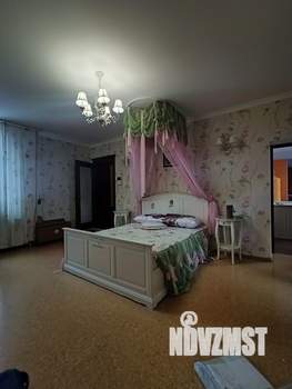 Дом 325м², 2-этажный, участок 8 сот.  