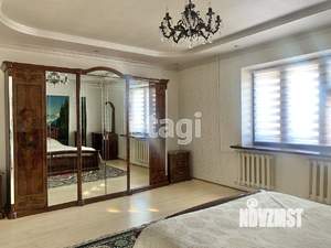 Дом 500м², 3-этажный, участок 7 сот.  
