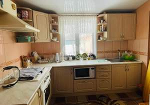 Дом 100м², 2-этажный, участок 6 сот.  
