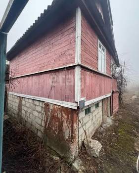 Дом 12м², 2-этажный, участок 5 сот.  