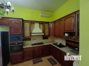 Дом 325м², 2-этажный, участок 8 сот.  