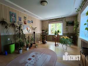 Дом 283м², 2-этажный, участок 9 сот.  