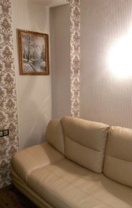 Фото комнаты на продажу (4)