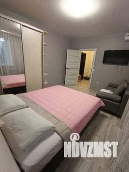 1-к квартира, посуточно, 32м2, 4/7 этаж