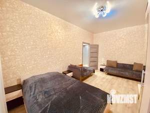 1-к квартира, посуточно, 42м2, 1/1 этаж