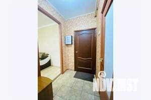1-к квартира, посуточно, 40м2, 1/4 этаж