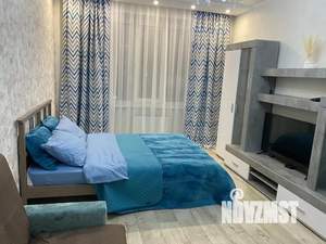 1-к квартира, посуточно, 42м2, 7/9 этаж