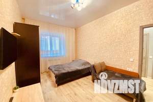 1-к квартира, посуточно, 42м2, 1/10 этаж