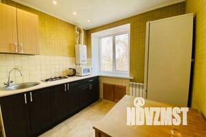 2-к квартира, посуточно, 45м2, 5/5 этаж