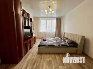 1-к квартира, посуточно, 40м2, 2/17 этаж