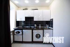 1-к квартира, посуточно, 32м2, 2/4 этаж