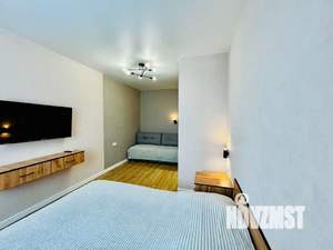 1-к квартира, посуточно, 40м2, 9/9 этаж