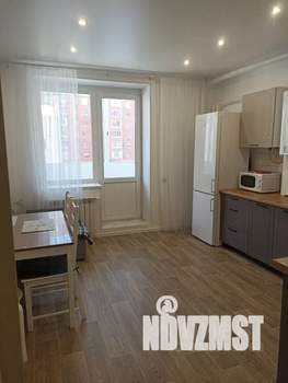 1-к квартира, посуточно, 40м2, 3/9 этаж