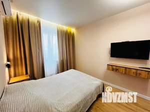 1-к квартира, посуточно, 40м2, 9/9 этаж