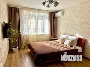 1-к квартира, посуточно, 38м2, 2/10 этаж