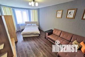 2-к квартира, посуточно, 59м2, 8/17 этаж