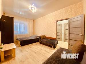 1-к квартира, посуточно, 42м2, 1/1 этаж