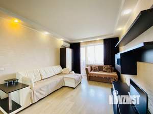 2-к квартира, посуточно, 55м2, 1/1 этаж
