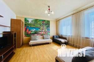 1-к квартира, посуточно, 30м2, 1/2 этаж