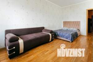 1-к квартира, посуточно, 43м2, 7/10 этаж