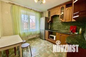 1-к квартира, посуточно, 40м2, 2/10 этаж