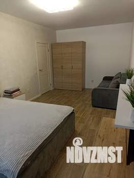 1-к квартира, посуточно, 40м2, 3/9 этаж