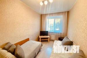 2-к квартира, посуточно, 40м2, 3/5 этаж