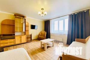 2-к квартира, посуточно, 50м2, 9/9 этаж
