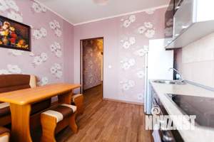 1-к квартира, посуточно, 45м2, 6/9 этаж