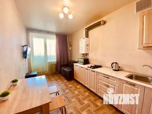 1-к квартира, посуточно, 45м2, 6/9 этаж