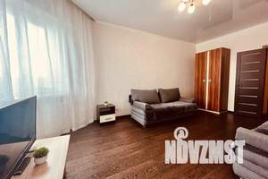 1-к квартира, посуточно, 40м2, 7/9 этаж