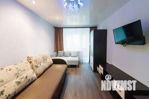 1-к квартира, посуточно, 35м2, 2/9 этаж