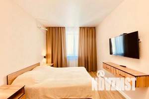 1-к квартира, посуточно, 40м2, 8/15 этаж