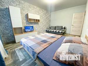 1-к квартира, посуточно, 42м2, 1/1 этаж