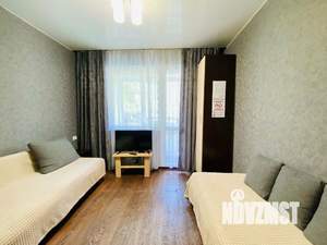 1-к квартира, посуточно, 40м2, 1/1 этаж