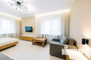 1-к квартира, посуточно, 40м2, 9/9 этаж