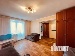 1-к квартира, посуточно, 38м2, 3/5 этаж