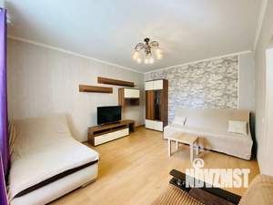 1-к квартира, посуточно, 40м2, 2/12 этаж
