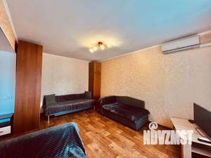 1-к квартира, посуточно, 38м2, 3/5 этаж