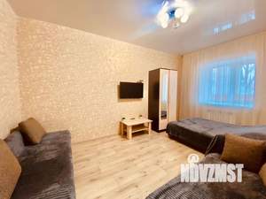 1-к квартира, посуточно, 42м2, 1/10 этаж