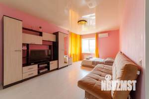 1-к квартира, посуточно, 56м2, 1/1 этаж