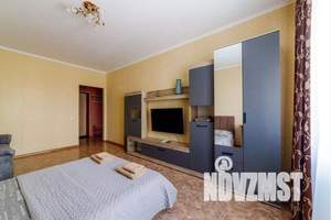 1-к квартира, посуточно, 41м2, 9/15 этаж