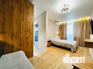 1-к квартира, посуточно, 40м2, 9/9 этаж