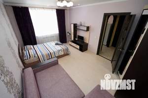 1-к квартира, посуточно, 38м2, 6/10 этаж