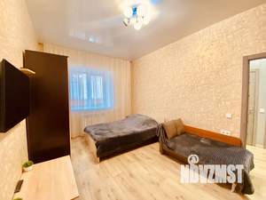 1-к квартира, посуточно, 42м2, 1/10 этаж