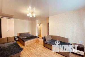 1-к квартира, посуточно, 35м2, 4/4 этаж