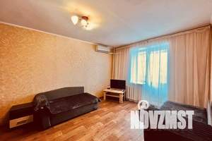 1-к квартира, посуточно, 38м2, 3/5 этаж