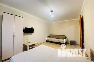 1-к квартира, посуточно, 40м2, 1/4 этаж