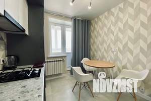 1-к квартира, посуточно, 40м2, 8/15 этаж